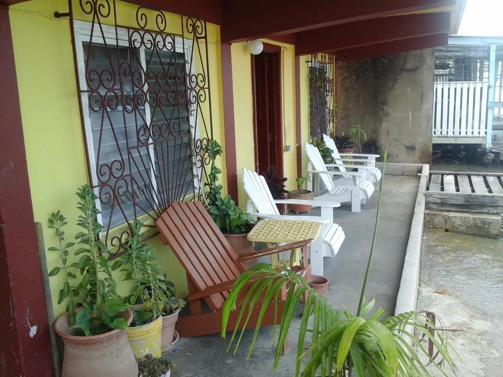 Belcove Hotel & Guesthouse Ciudad de Belice Exterior foto